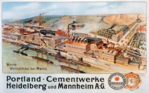 Werksansicht vor dem ersten Weltkrieg 1914. Links oben Weisenauer Gaswerk, In der Mitte der mit 10 Schornsteinen ausgestattete, damals neu erichtete Drehofen. 